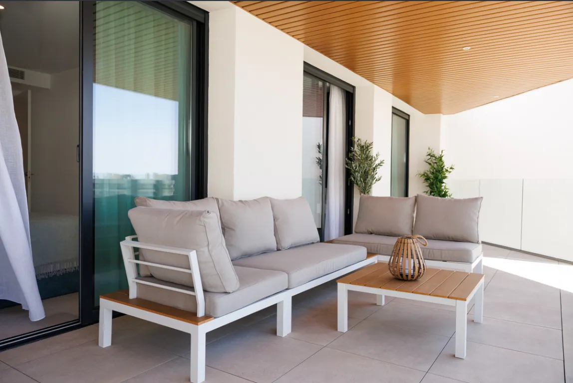 b5ed68bf-5754-4a18-80a4-a385cc5310f8