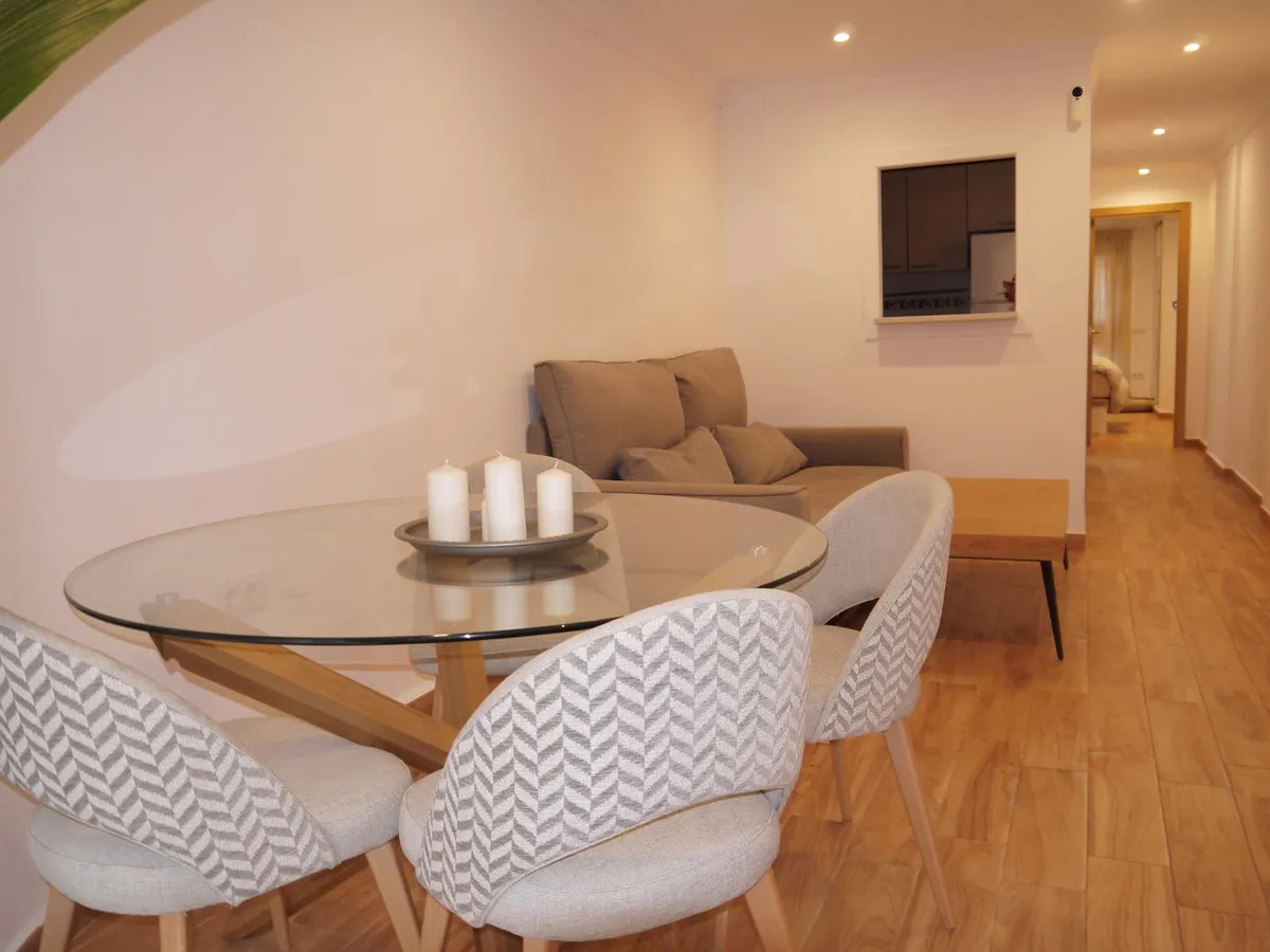 fe8a8d41-68a0-469f-be73-1f20cd5b95e4