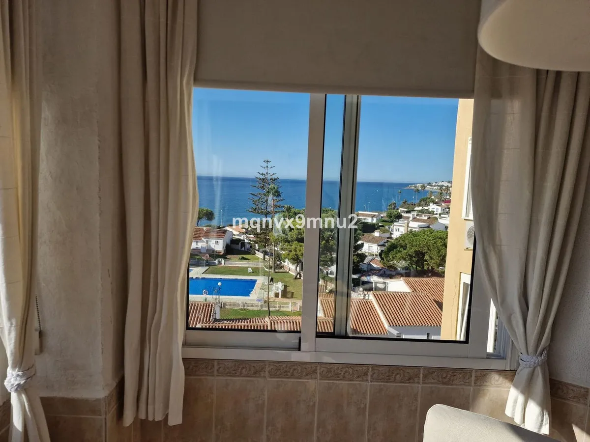 f9775651-d81f-4354-aef4-a7c84e9cfe2a