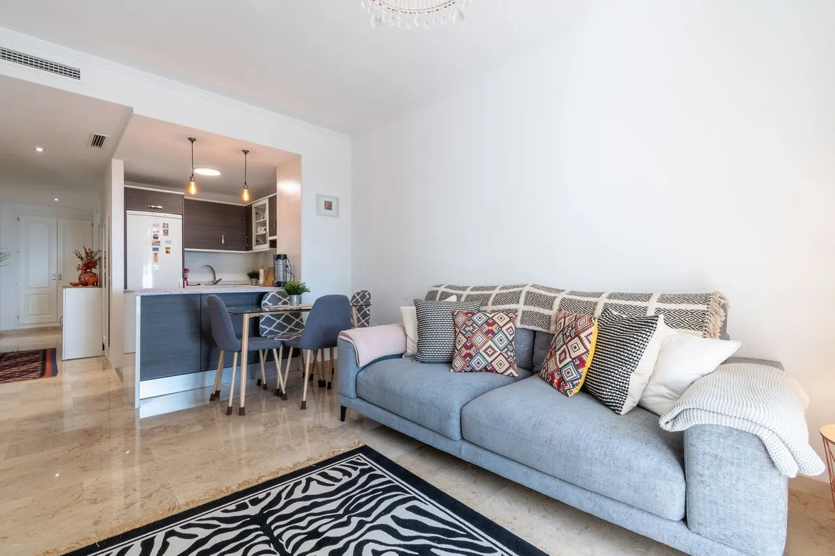 2347b2f2-7ee6-451d-8c29-285343760011