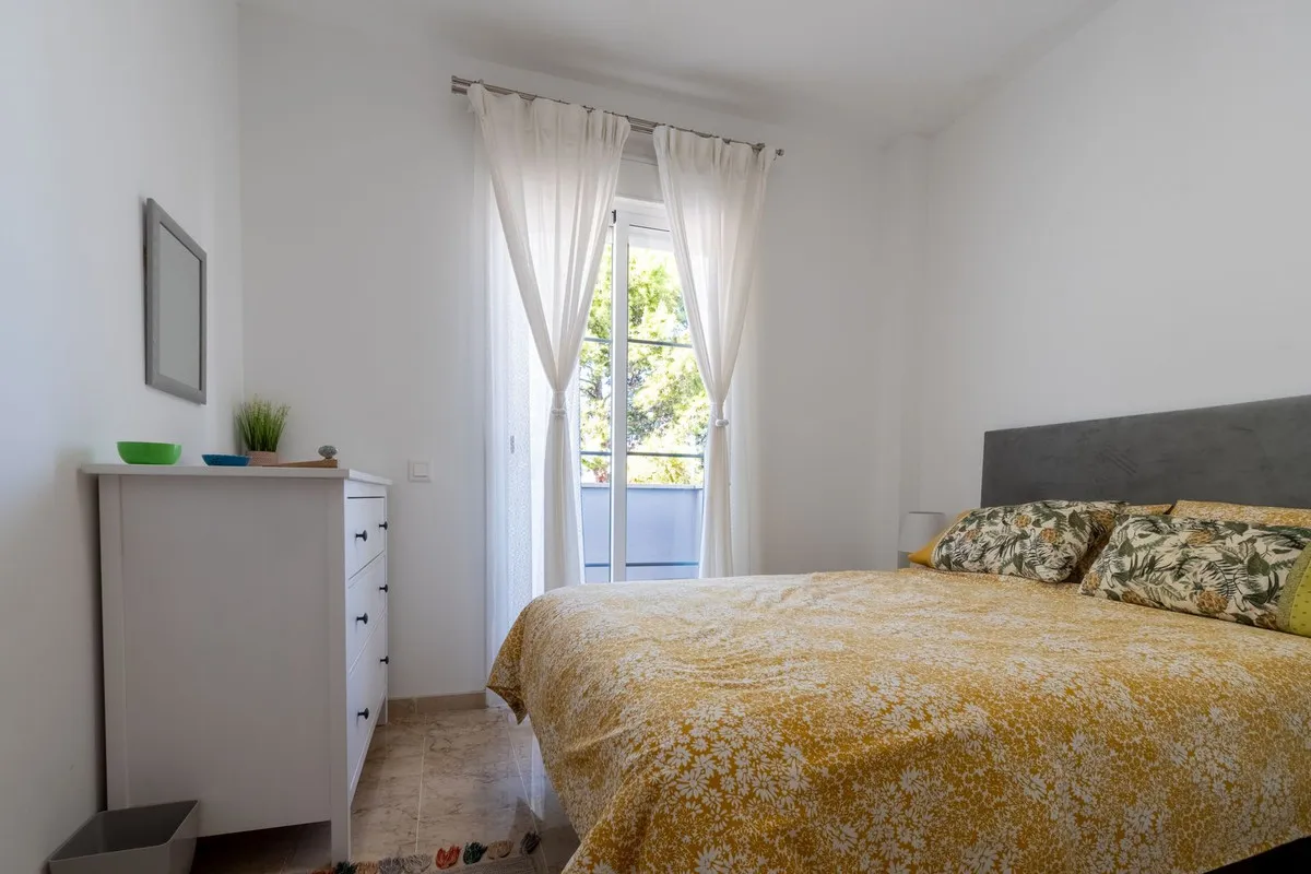 a209f139-caa5-42cb-9553-c9e87079d9f0