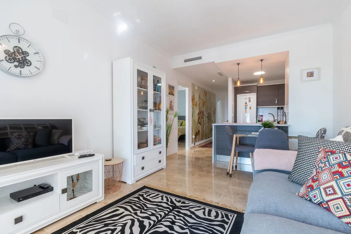 f9d823ce-3e22-4fb0-bf00-3baceef8bff8