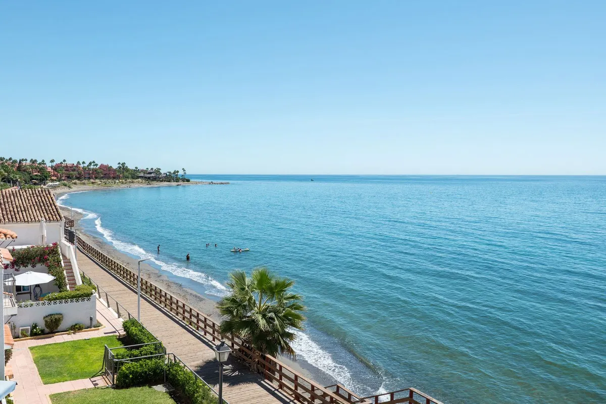 a3f80ba2-3459-4d21-a3a2-356e11a3df4b