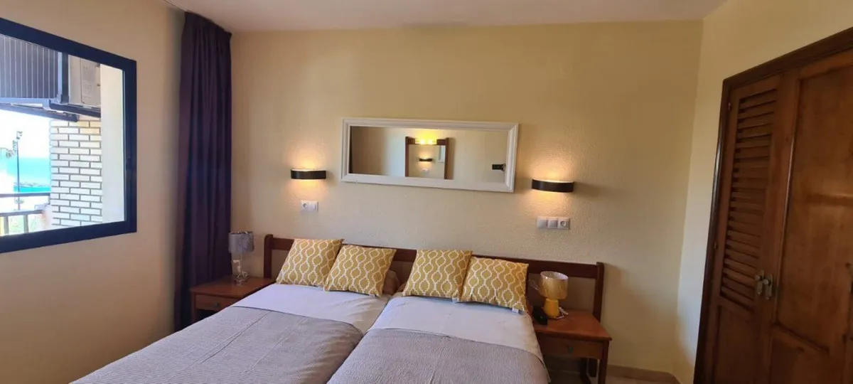 98ce19ec-57ed-4bac-a0c5-6e37bb08a56d