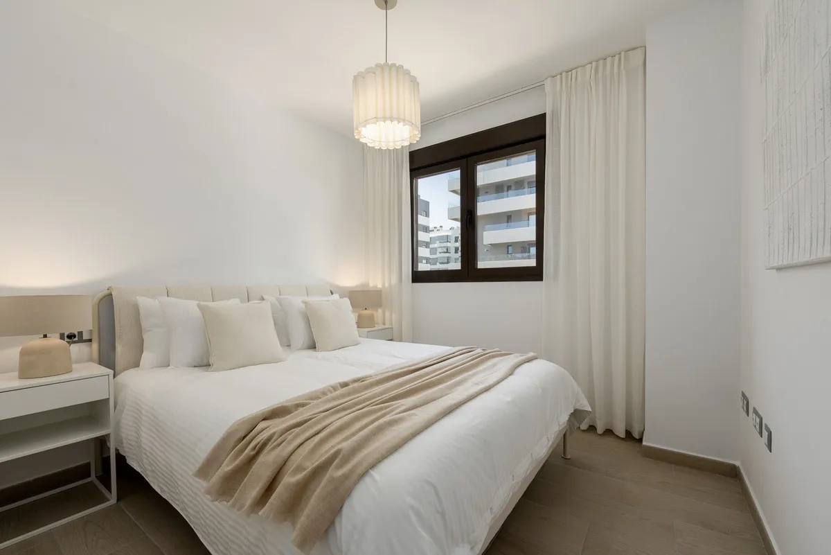 2d03528a-d65d-4740-897e-3319c0a1931d