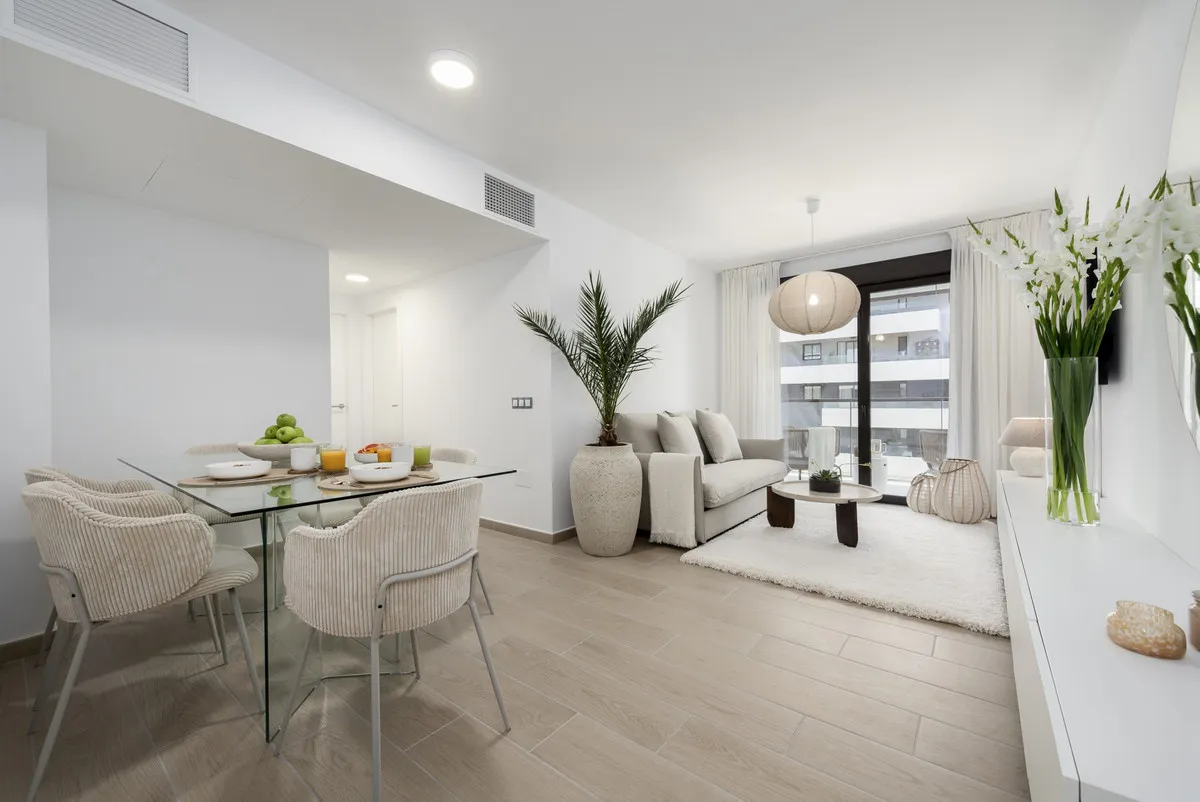 c8dcc3d7-e954-4901-bb8b-1003bfdb3a4c