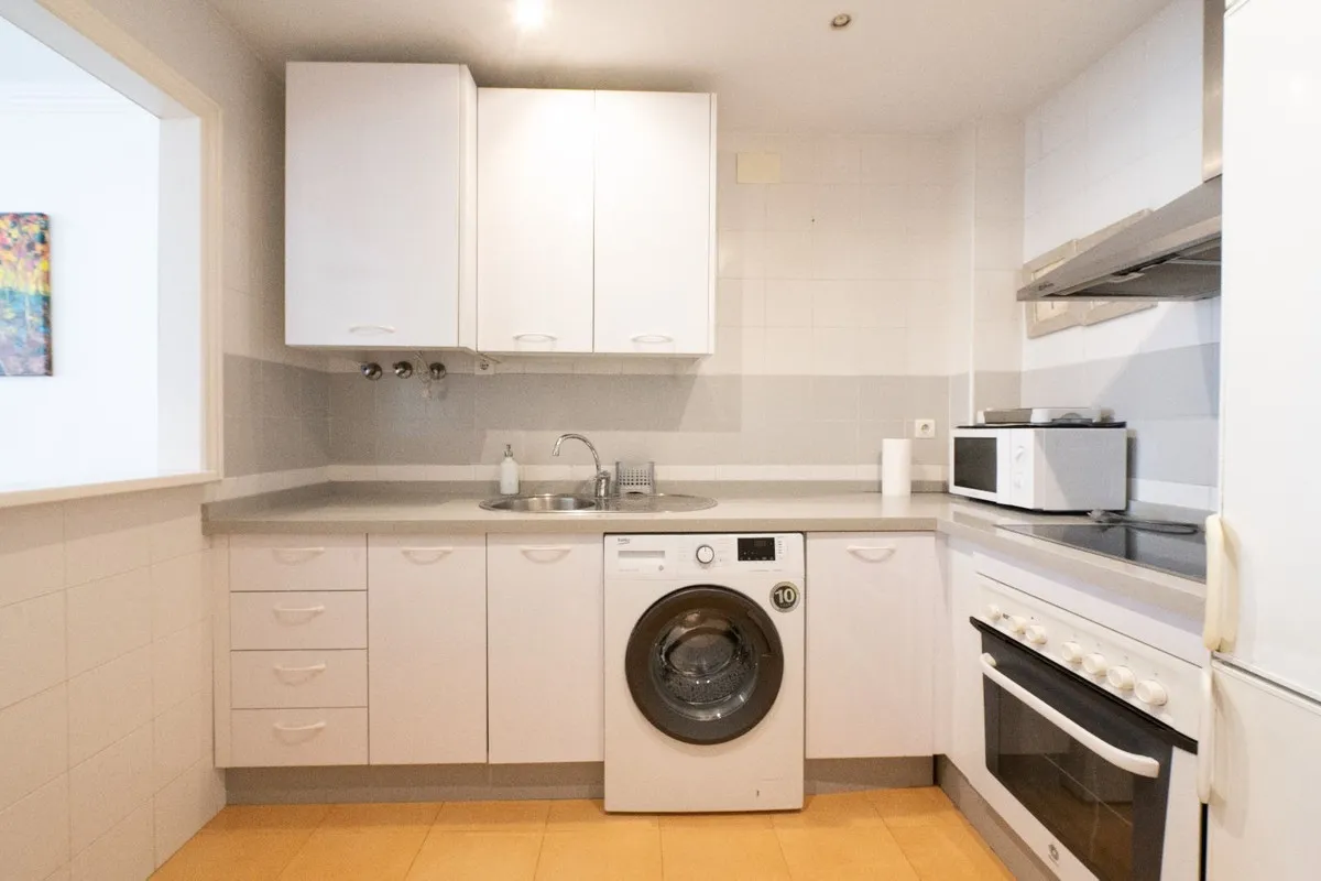 046f34c0-d154-48aa-93d3-8c6adcdd8945