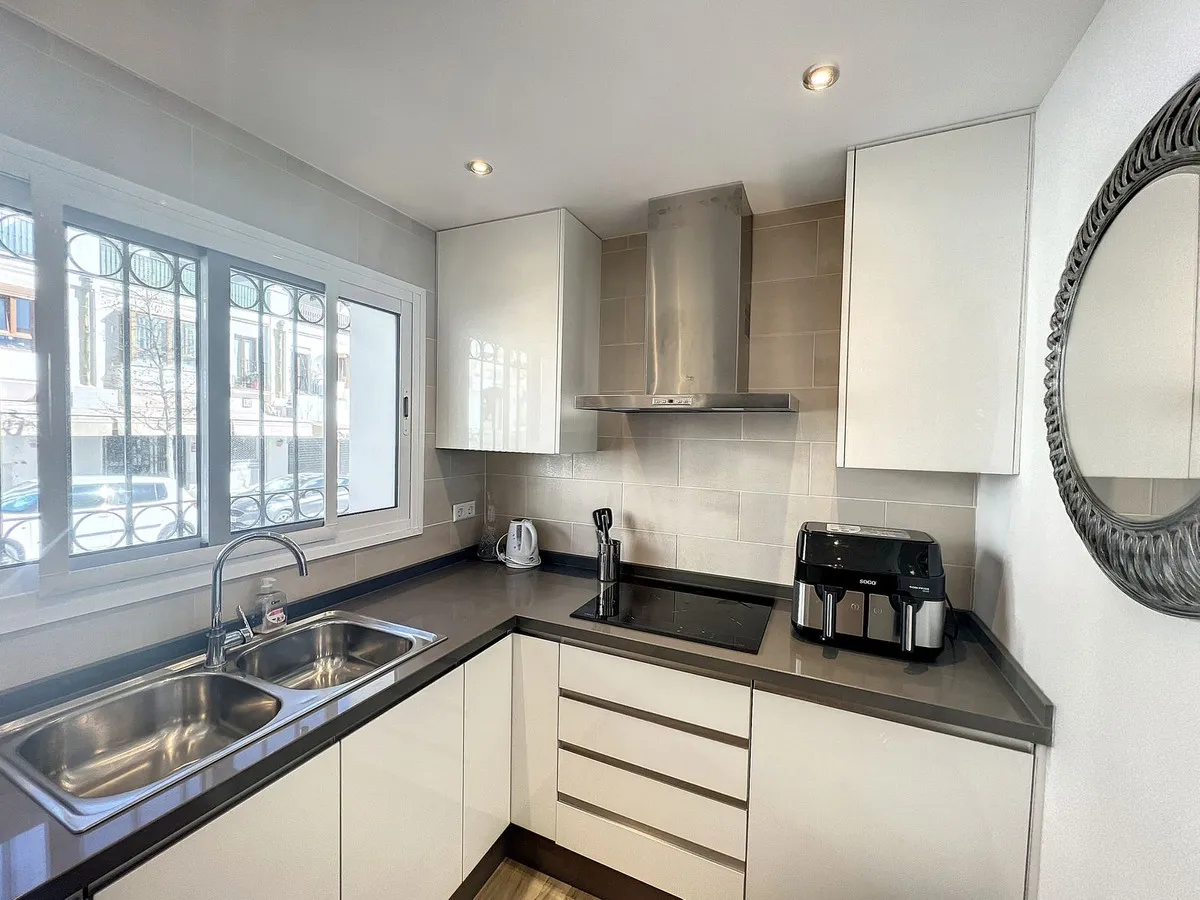 06d19040-db08-4796-ae67-a46ee511c4d7