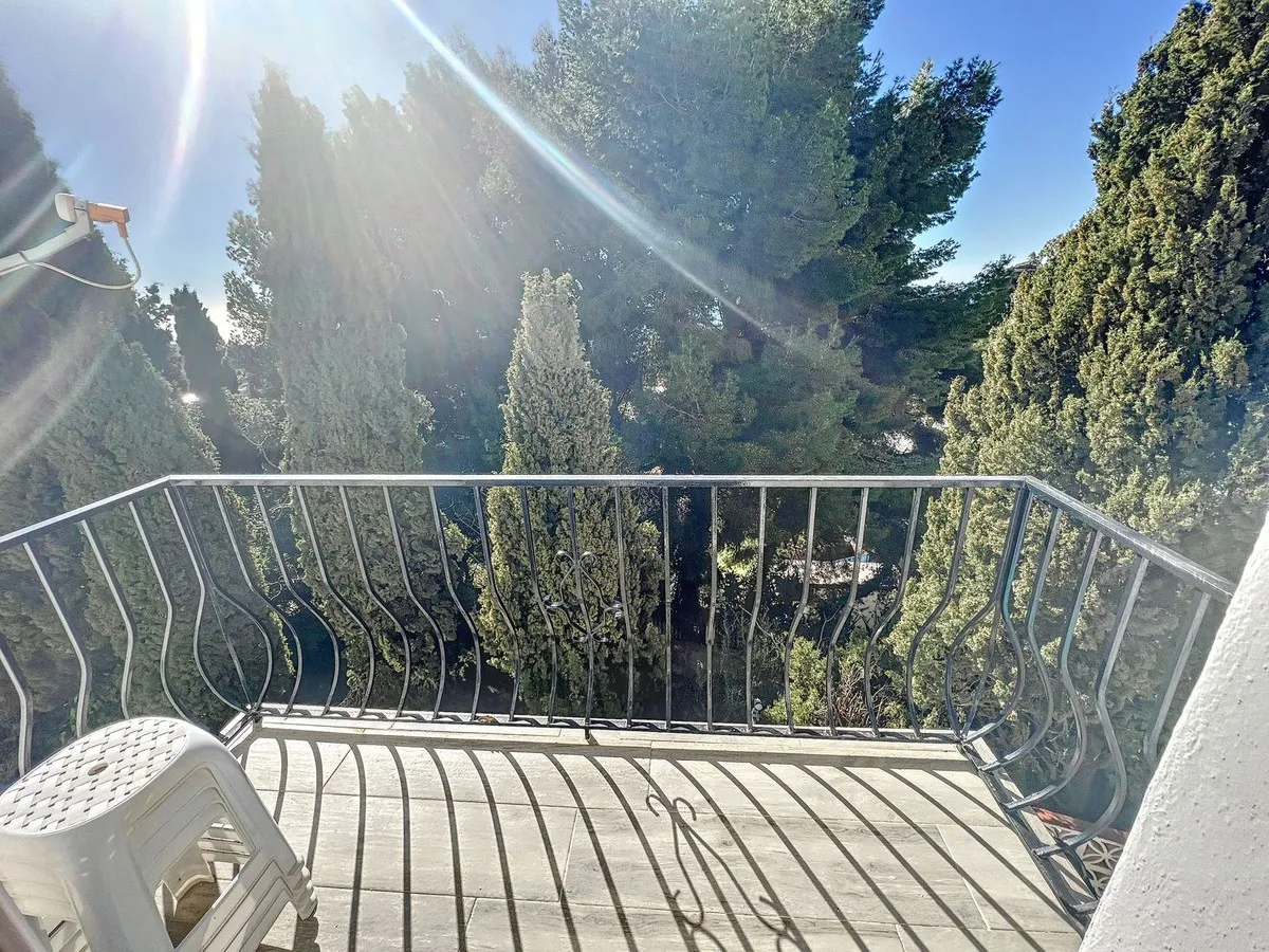 2e4b75b8-ca2d-4a09-b11a-69604dd8e772