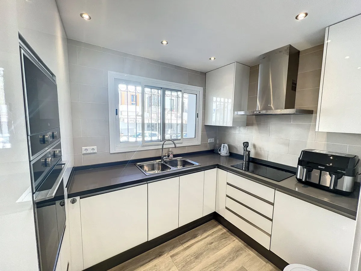 9f10c788-b3d6-4f6e-85ae-db26b77071e8