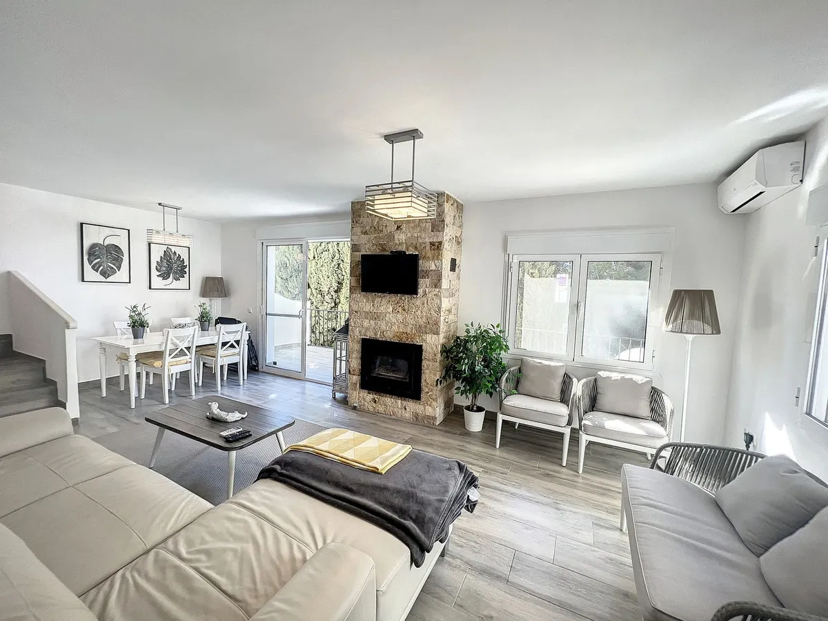 fe389d30-ccf2-4d8a-9a63-99e0510c5fd0