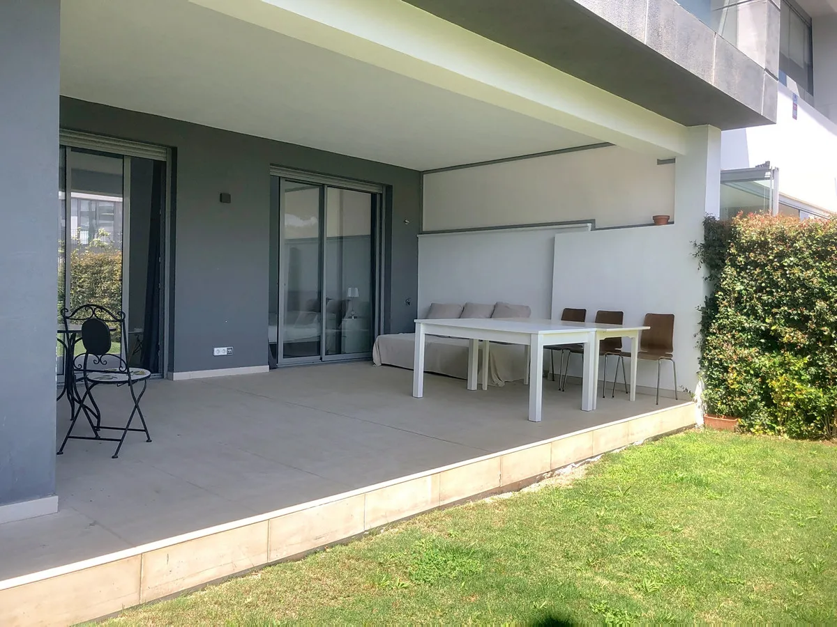 038d899d-0023-4f41-a8c9-f3467ee22598