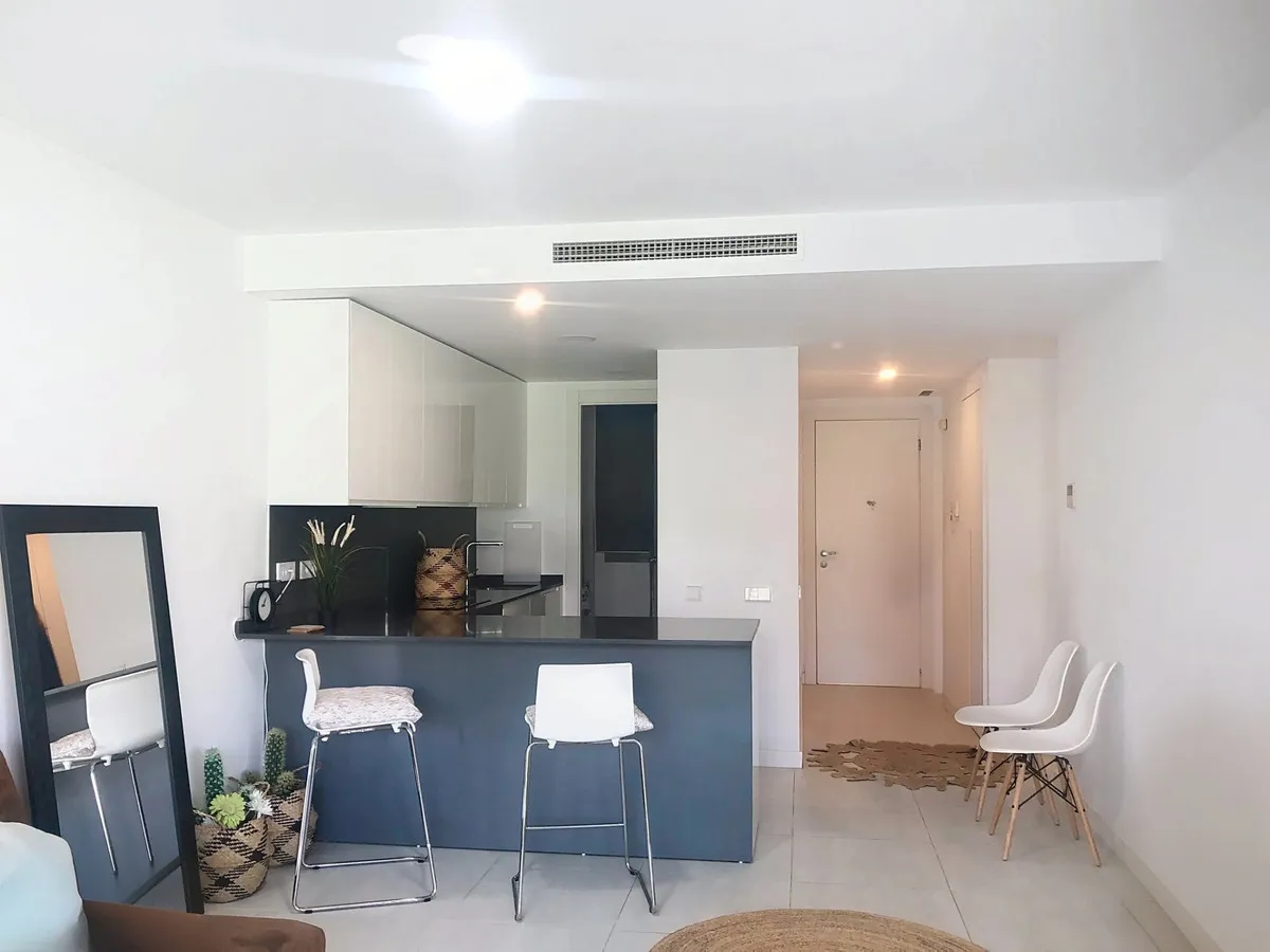 1a5abd72-677a-43d5-a16a-feea8288288c