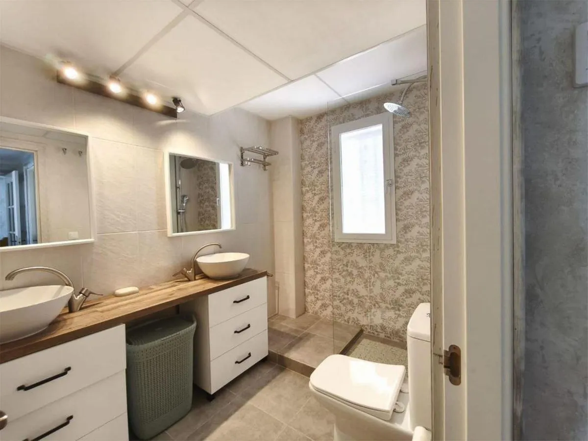 ce995723-4a33-4f01-a011-b012c5aa3043