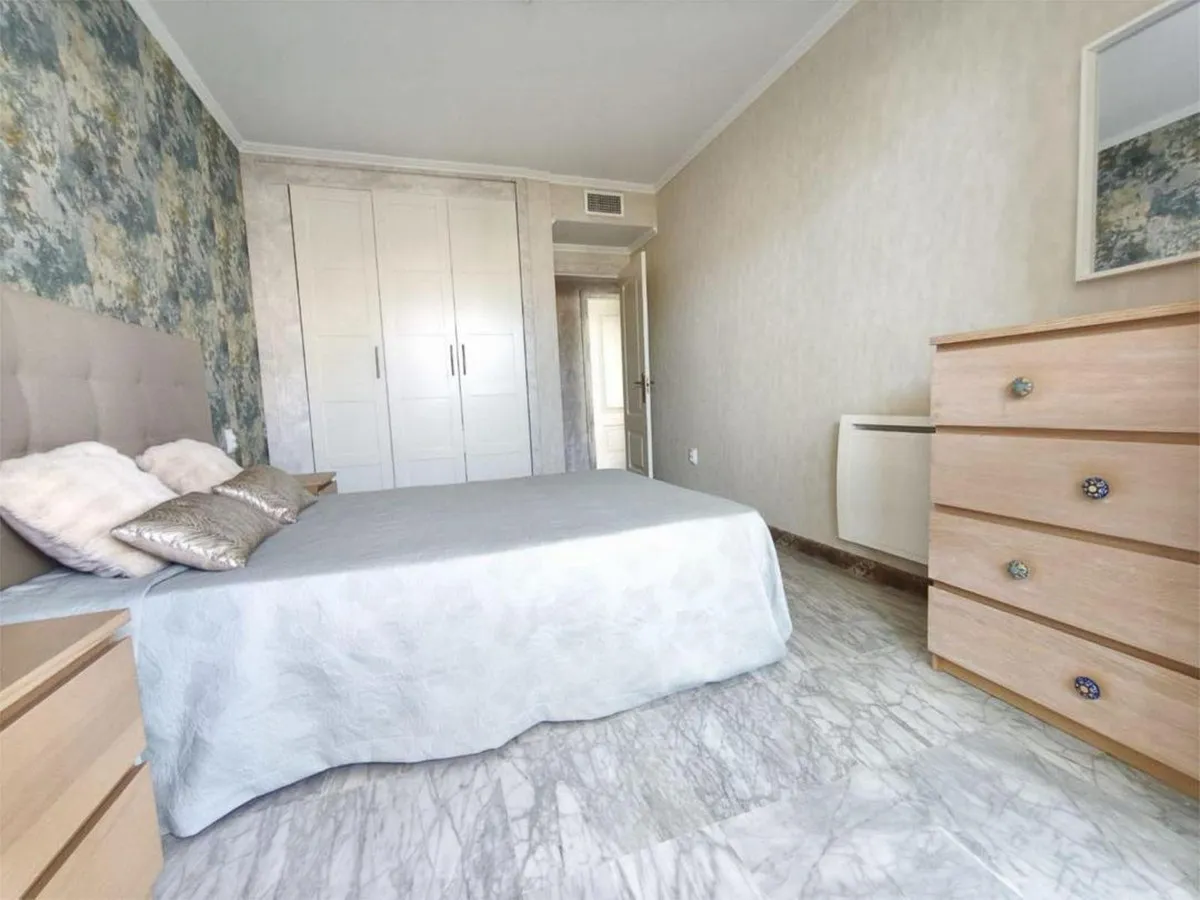 f3230825-8c01-449b-8000-280da9de5dc6