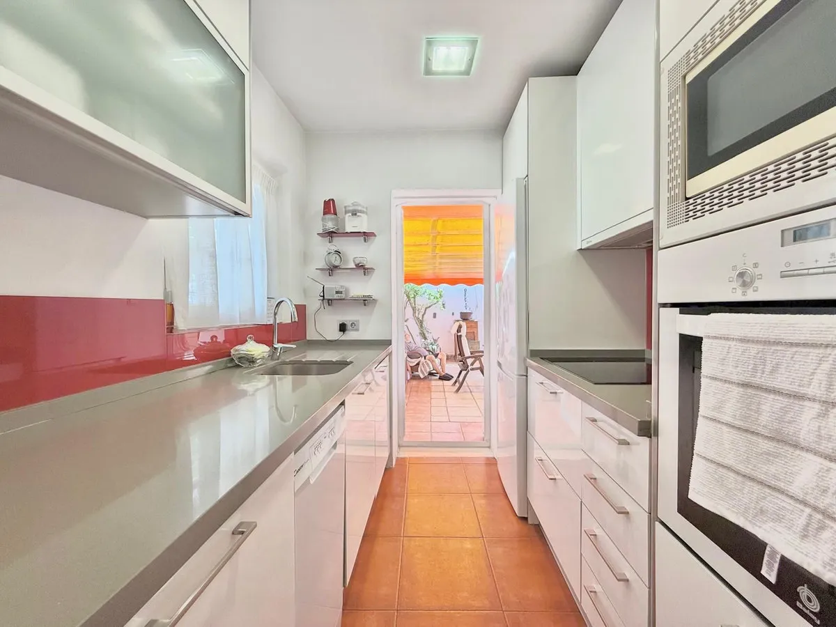 3858a1c1-6765-48e2-baf5-7e1d0b19e627