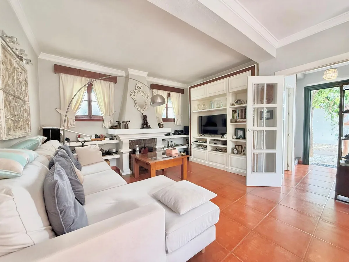 db848f28-59d8-4c7e-b3bf-01519d2b1b9a