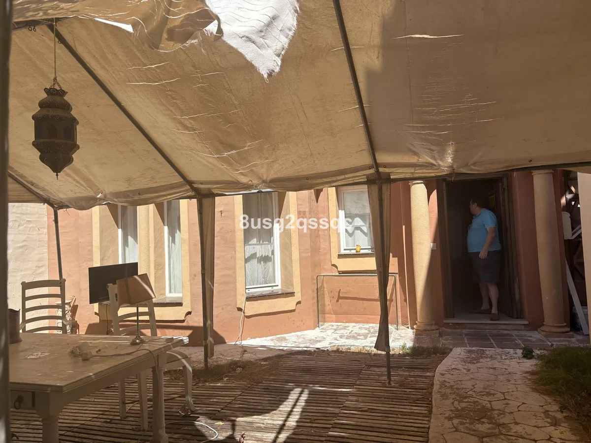 5672bb94-f757-4b8c-b645-78fcb2c5d795