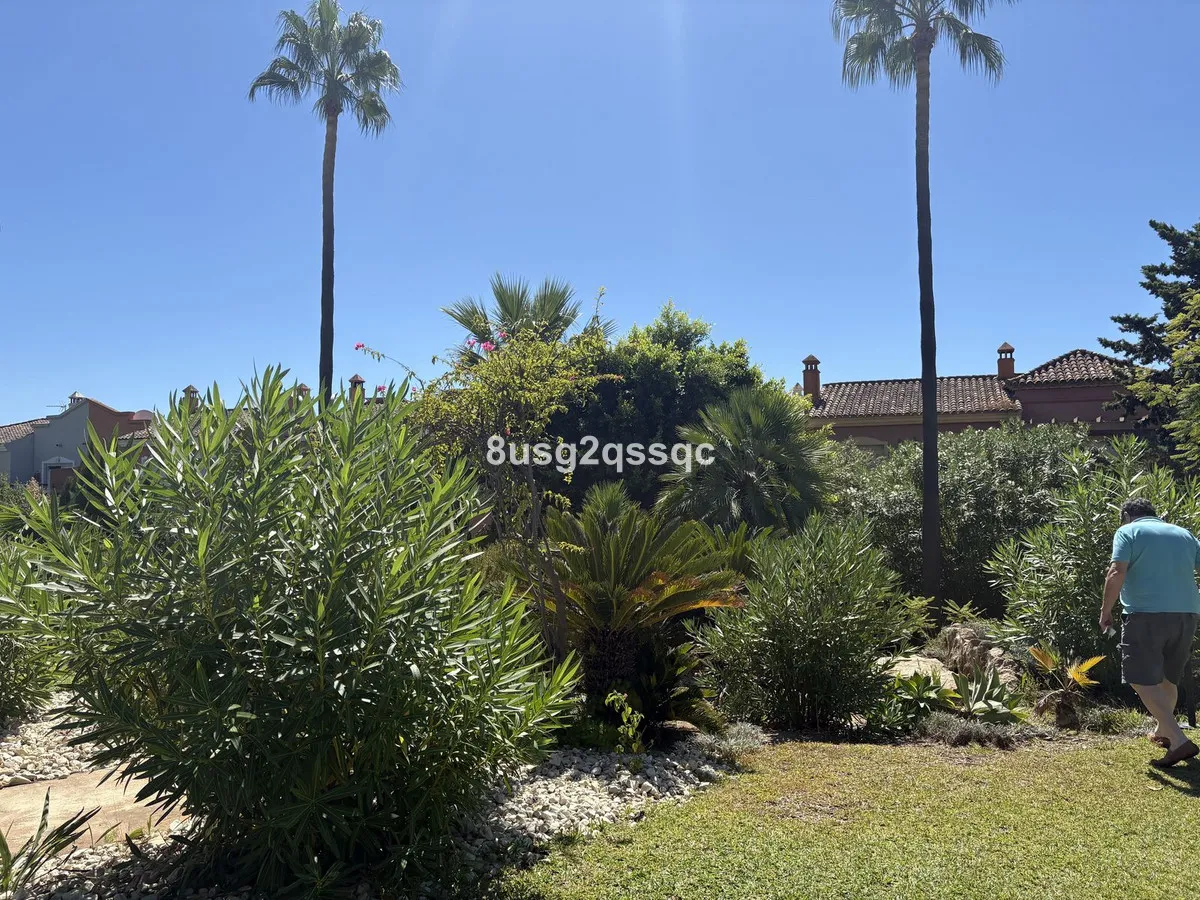 b12b2a66-9095-410b-aeae-c75a25474dc7