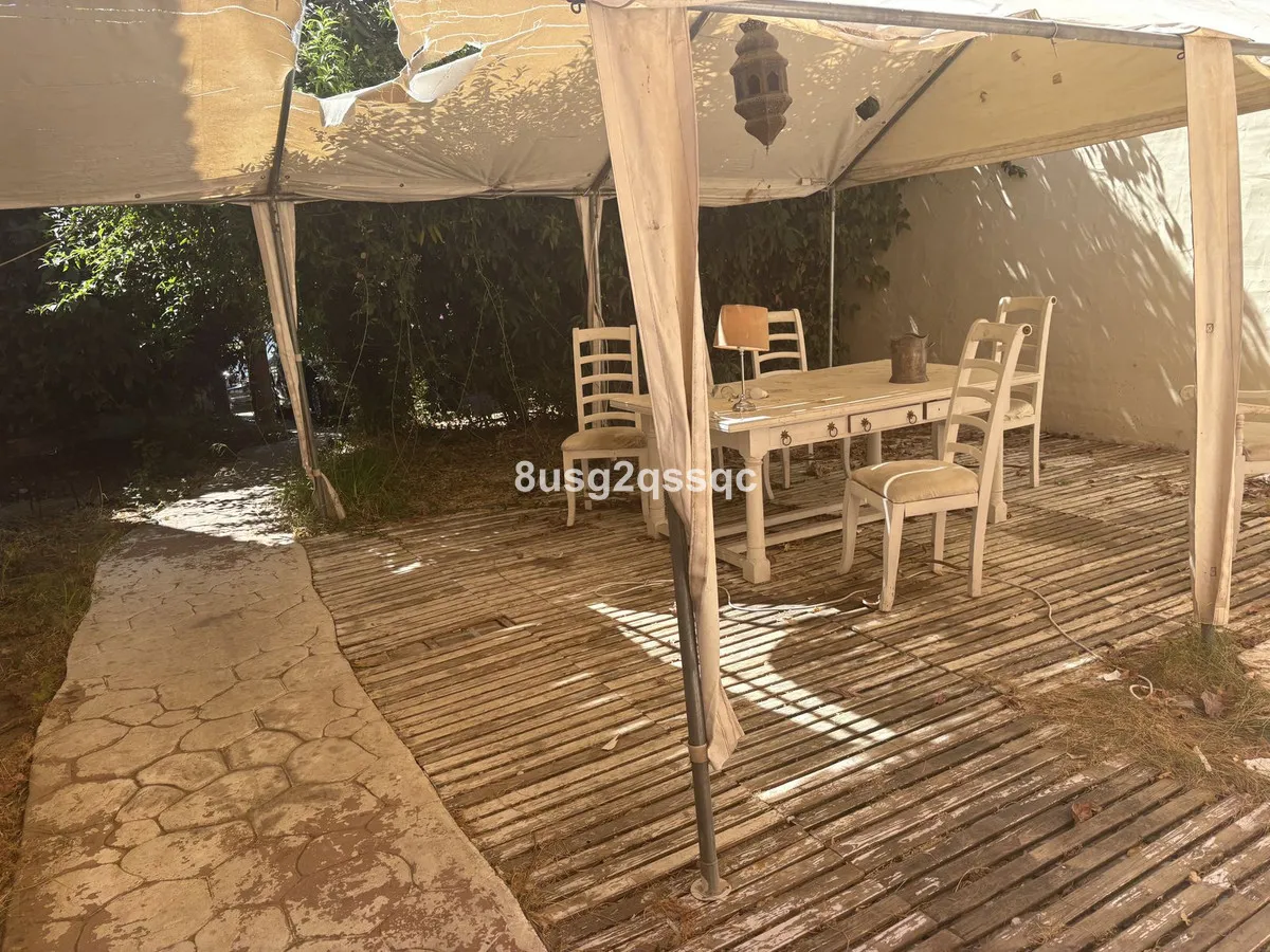 c249c7f9-f940-4384-9d92-e6da372b9ca8