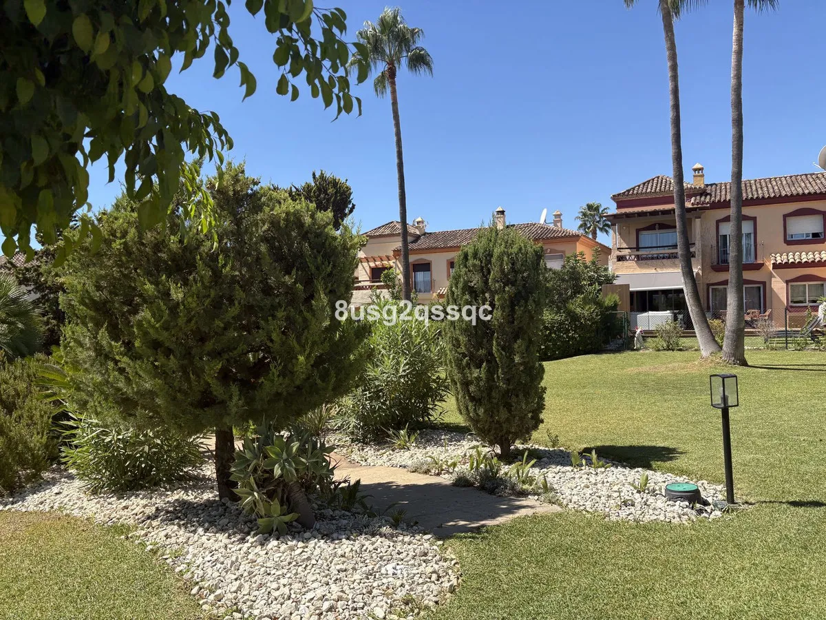 e3e7273b-53aa-4c65-b2a6-a661a9a71e28