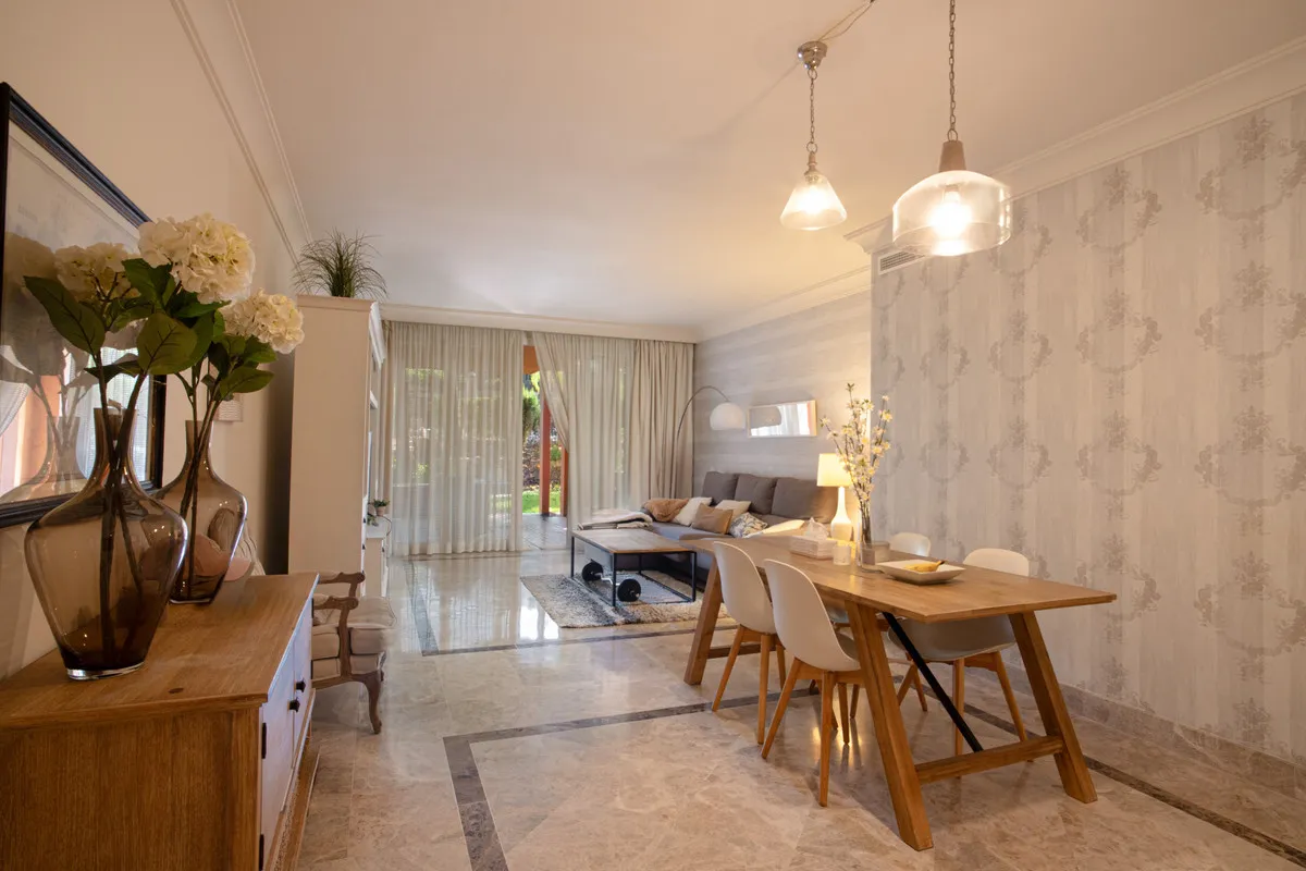 b67d49f3-9e3f-4604-b361-6571ebfaadbf