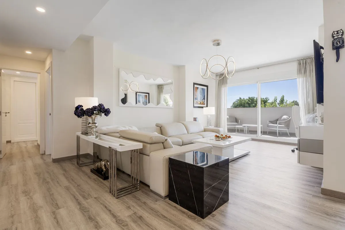 42d5fb66-a6b7-4081-a4f8-36d125f1c4d8