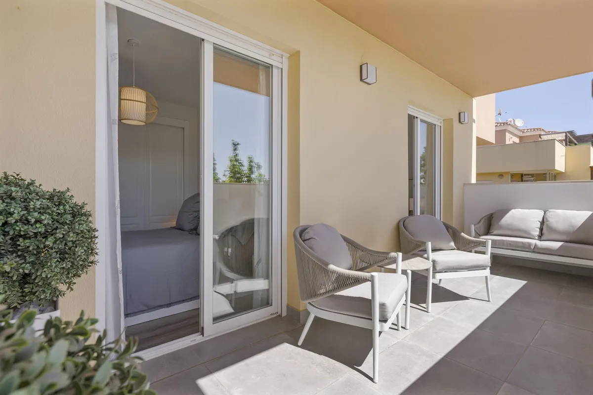 b02d1462-256d-452b-a151-95fc5e4c0ac3