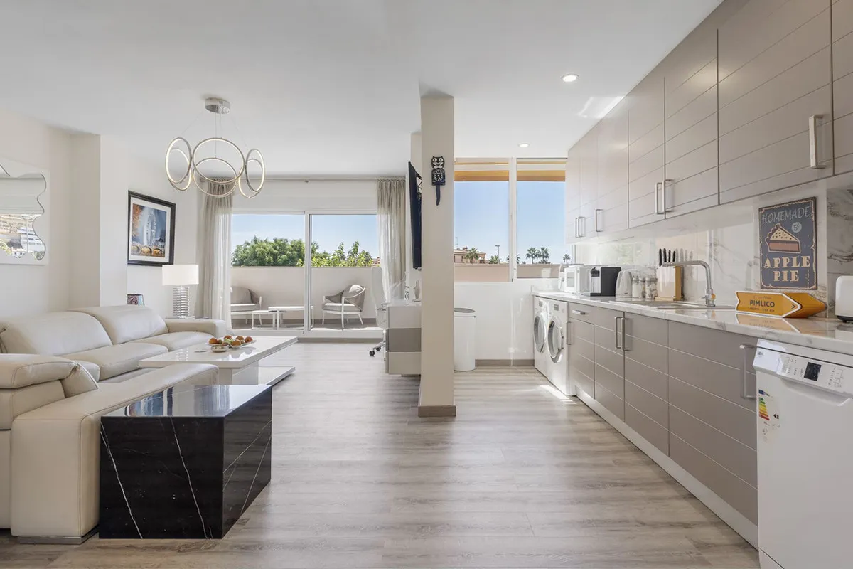 d57ab5b7-ec0a-4c54-bd7e-30480e82890a