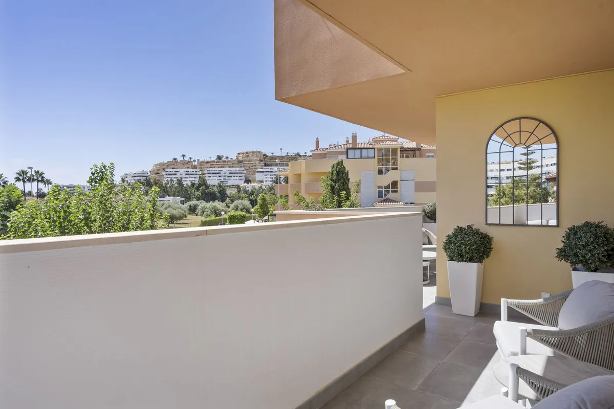 e276eb4e-7c5c-4140-b152-2472abf06fff