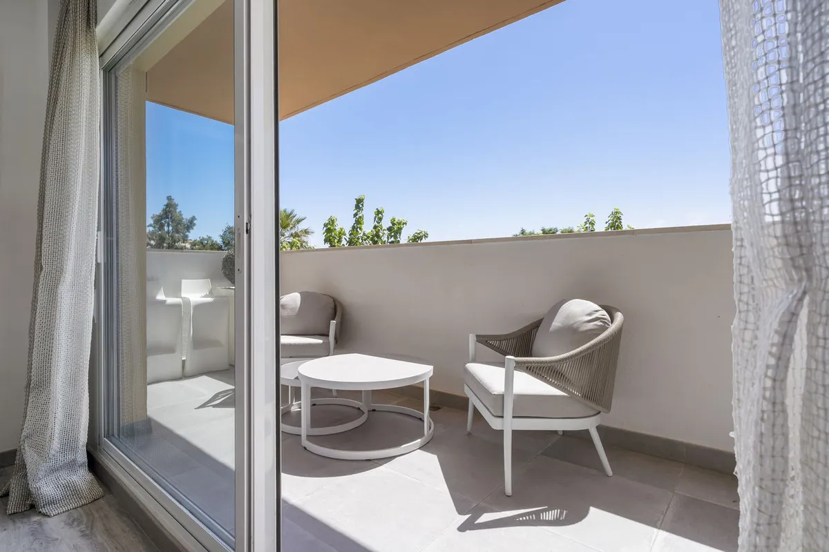 e630e86c-370f-459a-8656-b0ea06d1637a