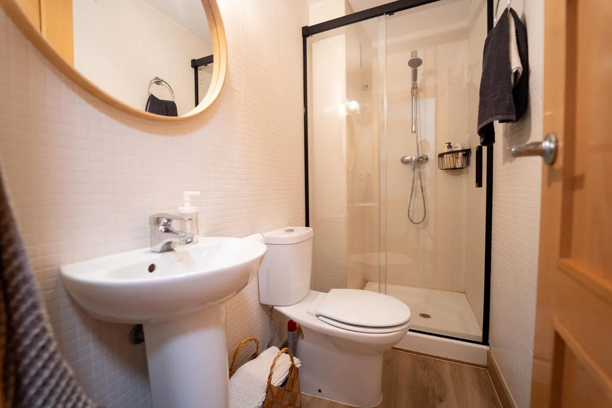 123887c3-9677-4aff-8cc2-50fefea6388d