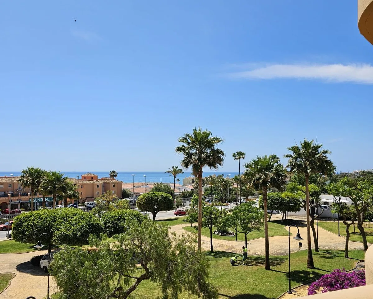 36856bbb-b5f5-4b32-8b0a-2cb7d22e697c