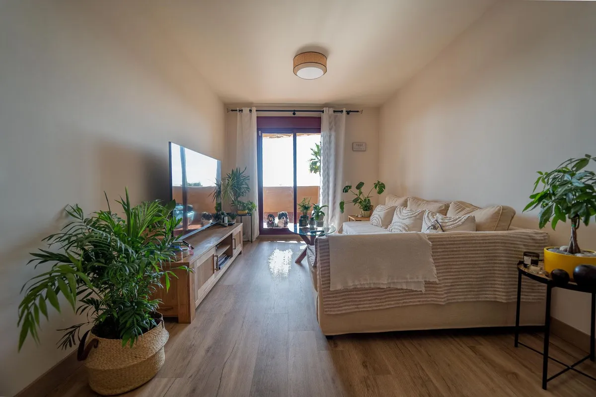 8c0ca380-5b26-49e9-a46f-0f3ce652a6d8