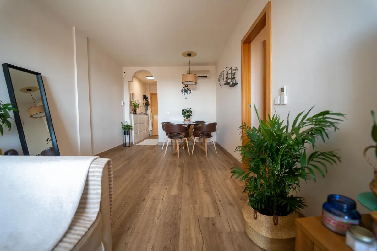 c6c0f21b-3e43-477c-9f5d-87074f6e7d11