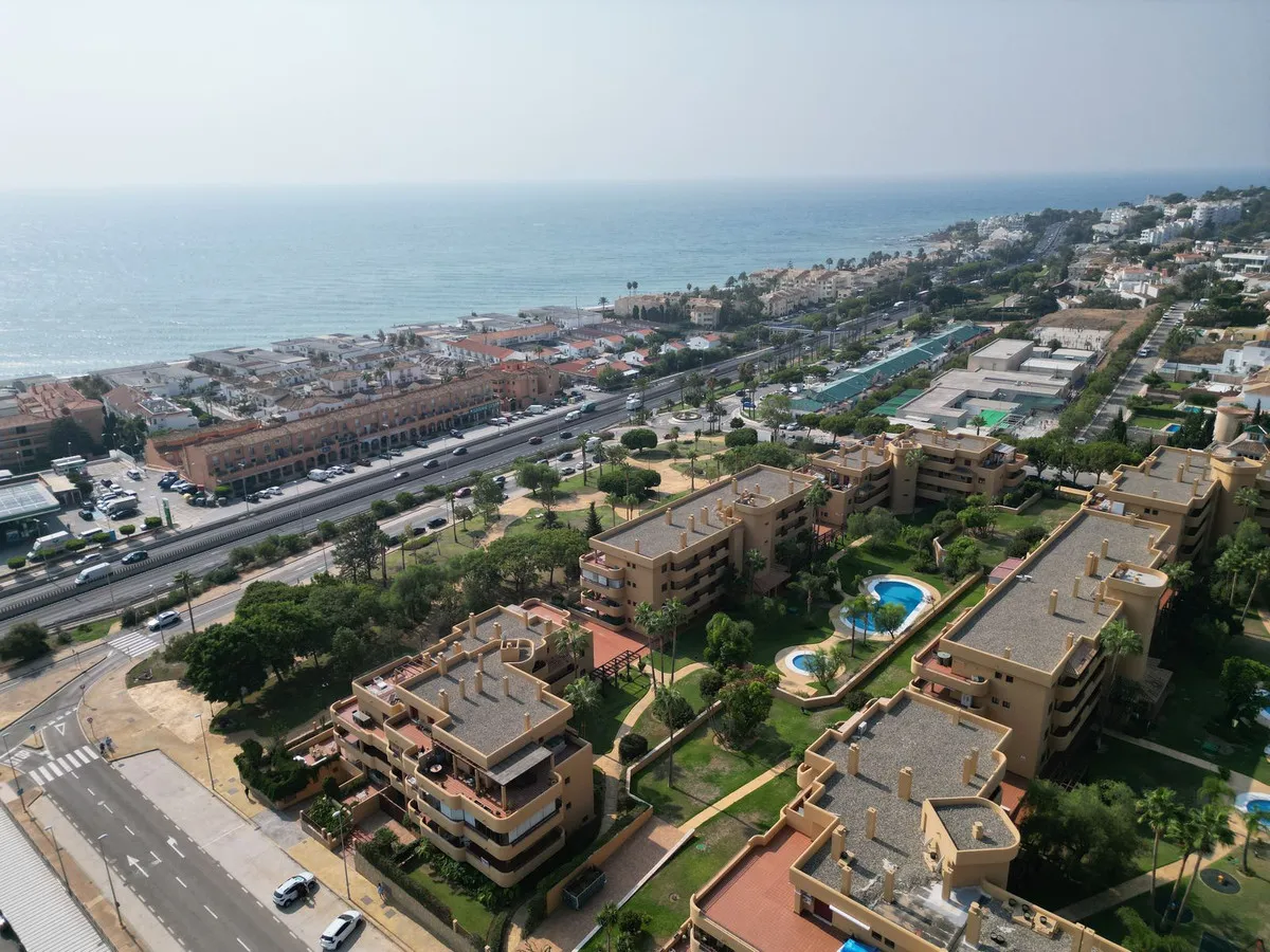 c7b80617-f6ac-4d60-8482-fd3f404e3c7b