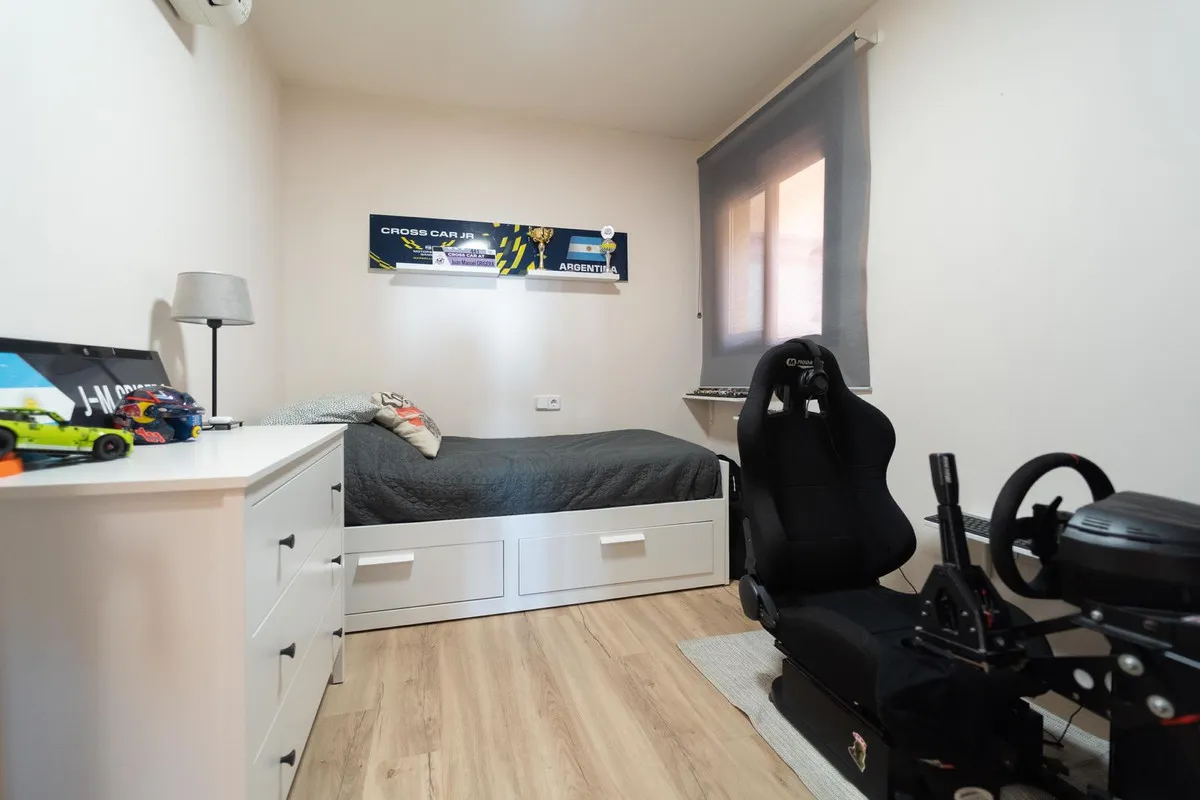 e23a1188-d392-4b6c-b6ad-ff70a97007f6