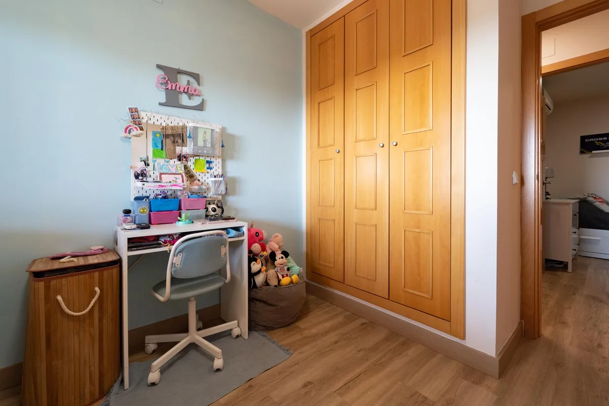 e4f5f9b9-1631-44ec-bc9f-34249a174ac8