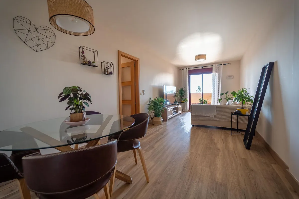 f08b816b-6757-4d42-9cda-336c5378e892