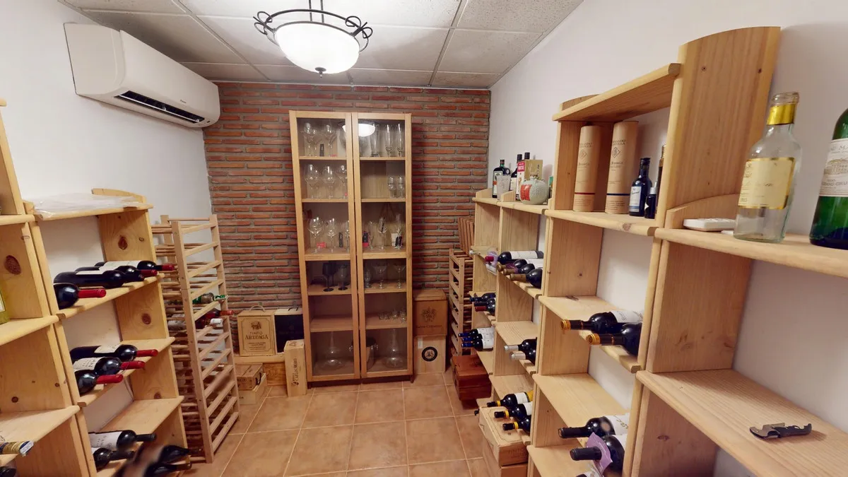 05bf4125-8170-4622-ac87-d7b23bdf5c22