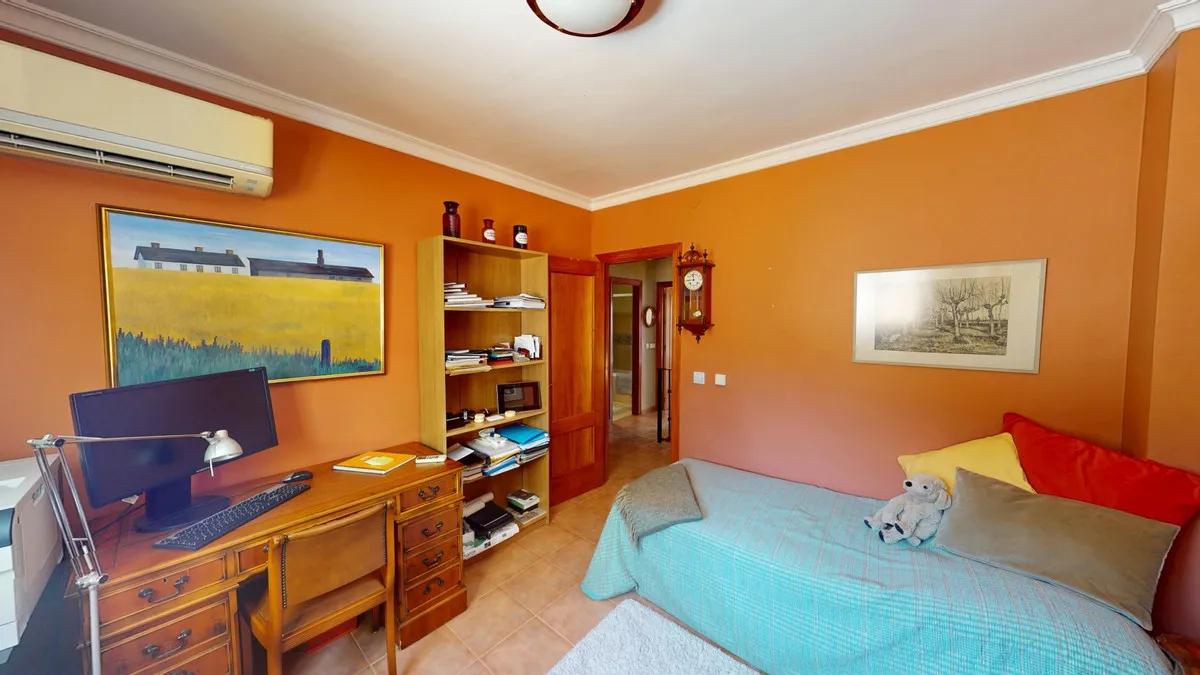 166d5e43-1948-498c-a273-4b9cf6aa4993