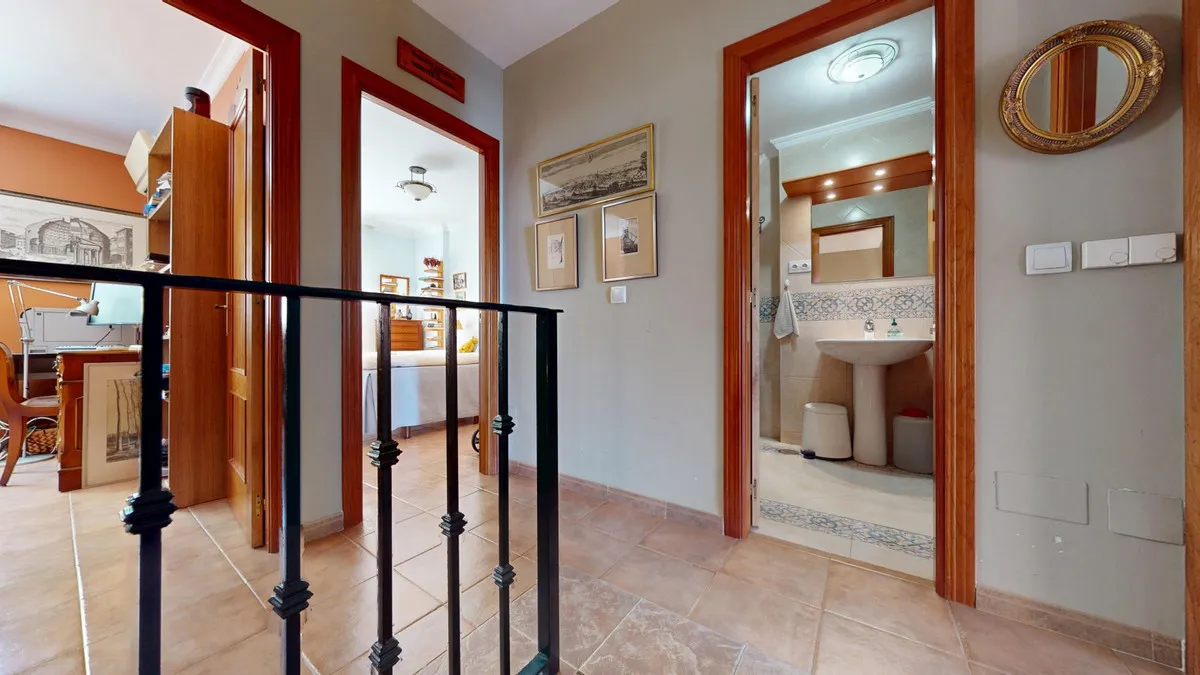 2434bab9-2b15-4df2-8b8b-f8431f8bc708