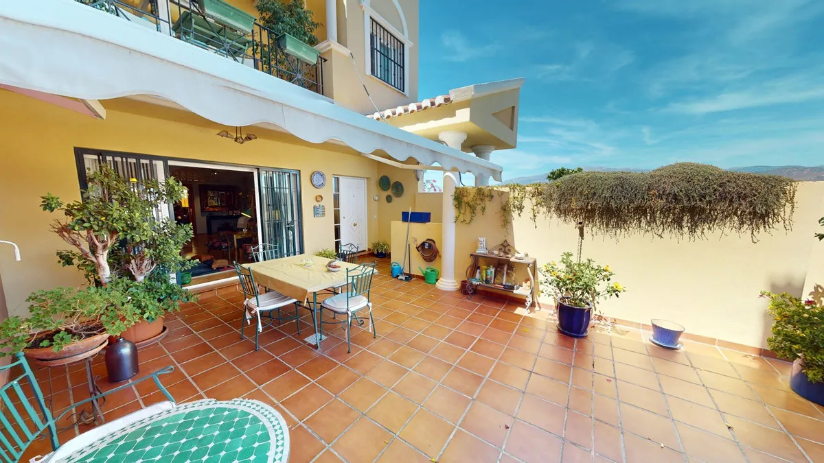 8201a8d8-f667-4813-b5ea-9cfff5ab3fa3