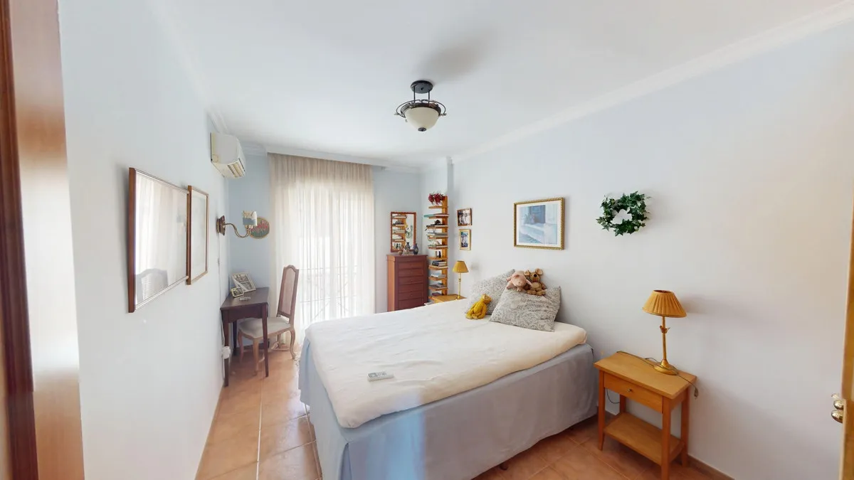 8e2e2976-eda1-4f92-9efc-cd4ab174c99a