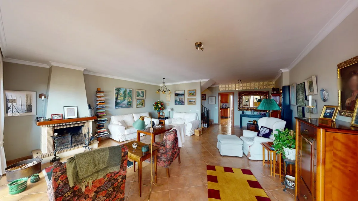 bff12ce9-c292-4e18-b4a0-4bb673c79d7e