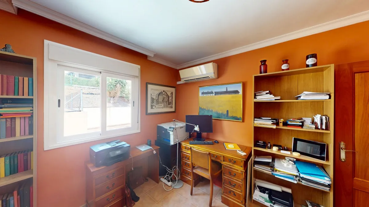 e9185112-01e2-4dd8-bc1c-d96530bd15c4