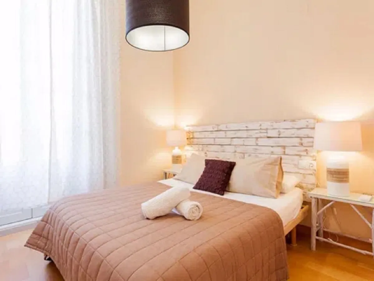 083e87b5-4238-43f3-8083-9681b2b758e0