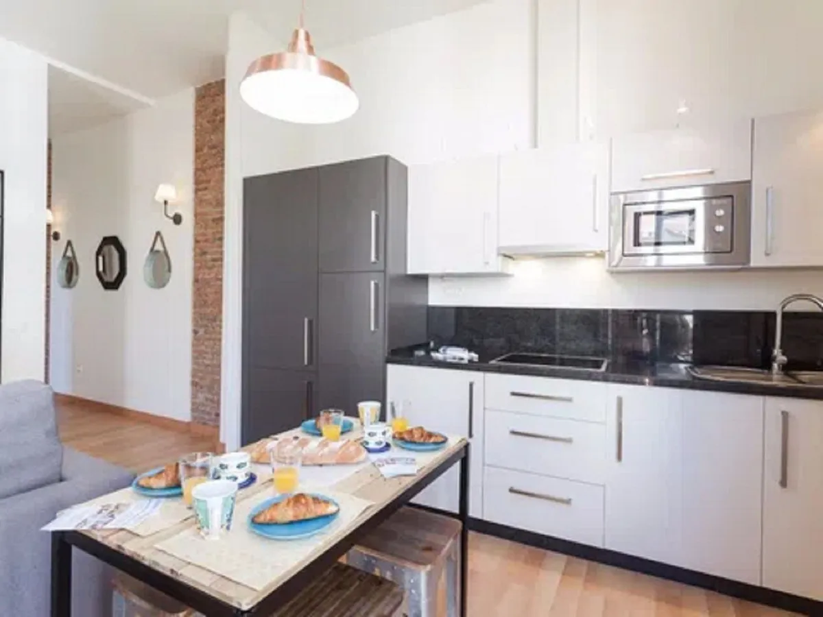 e696b6a7-c7cc-4bdd-bd94-9cebc2d2e487