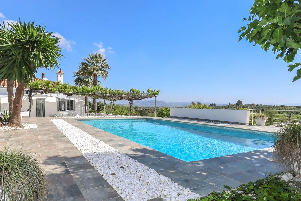 37656867-c313-43ec-a546-a2c59e174262