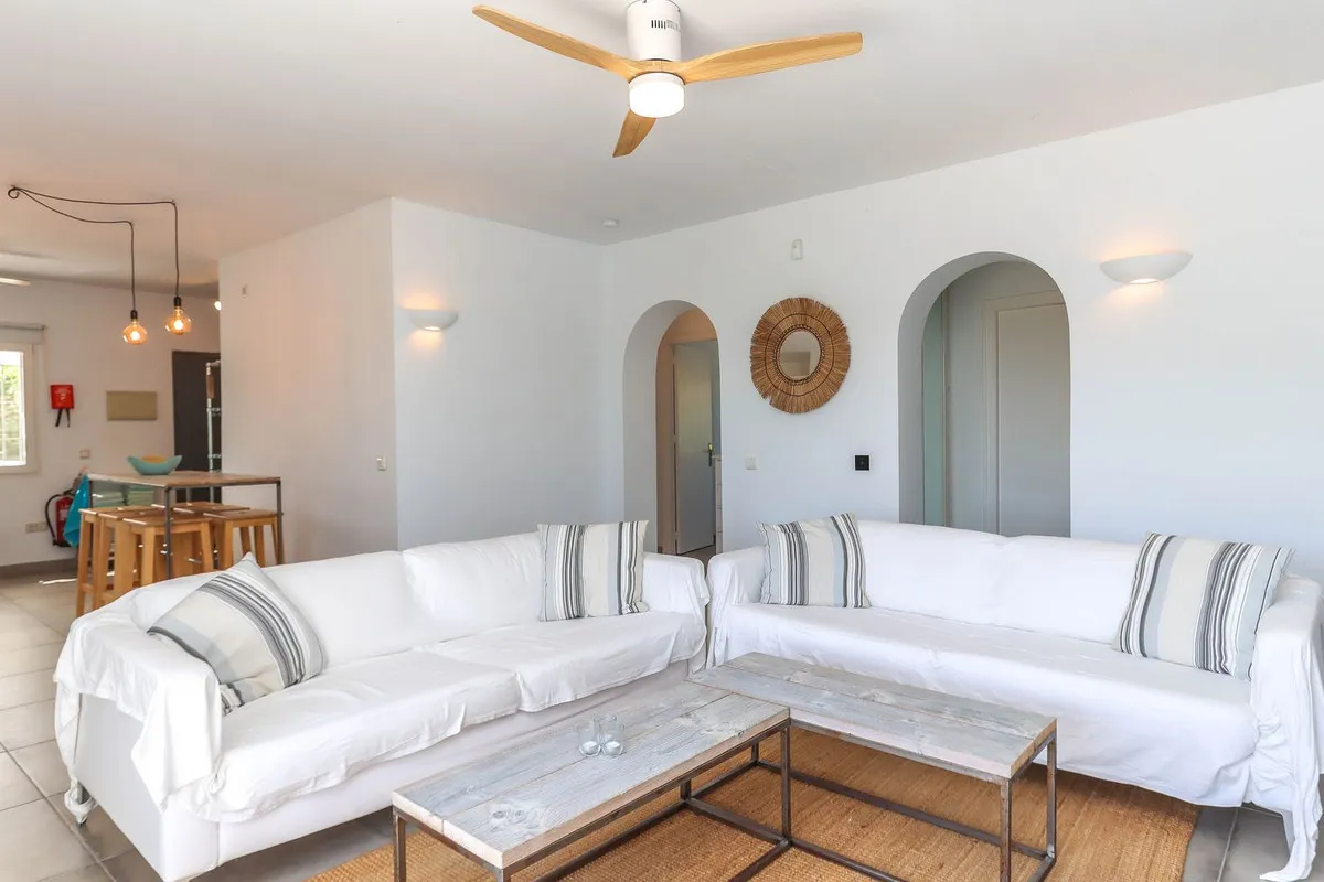 67cac77c-cc36-496b-a713-a89da74a01ce